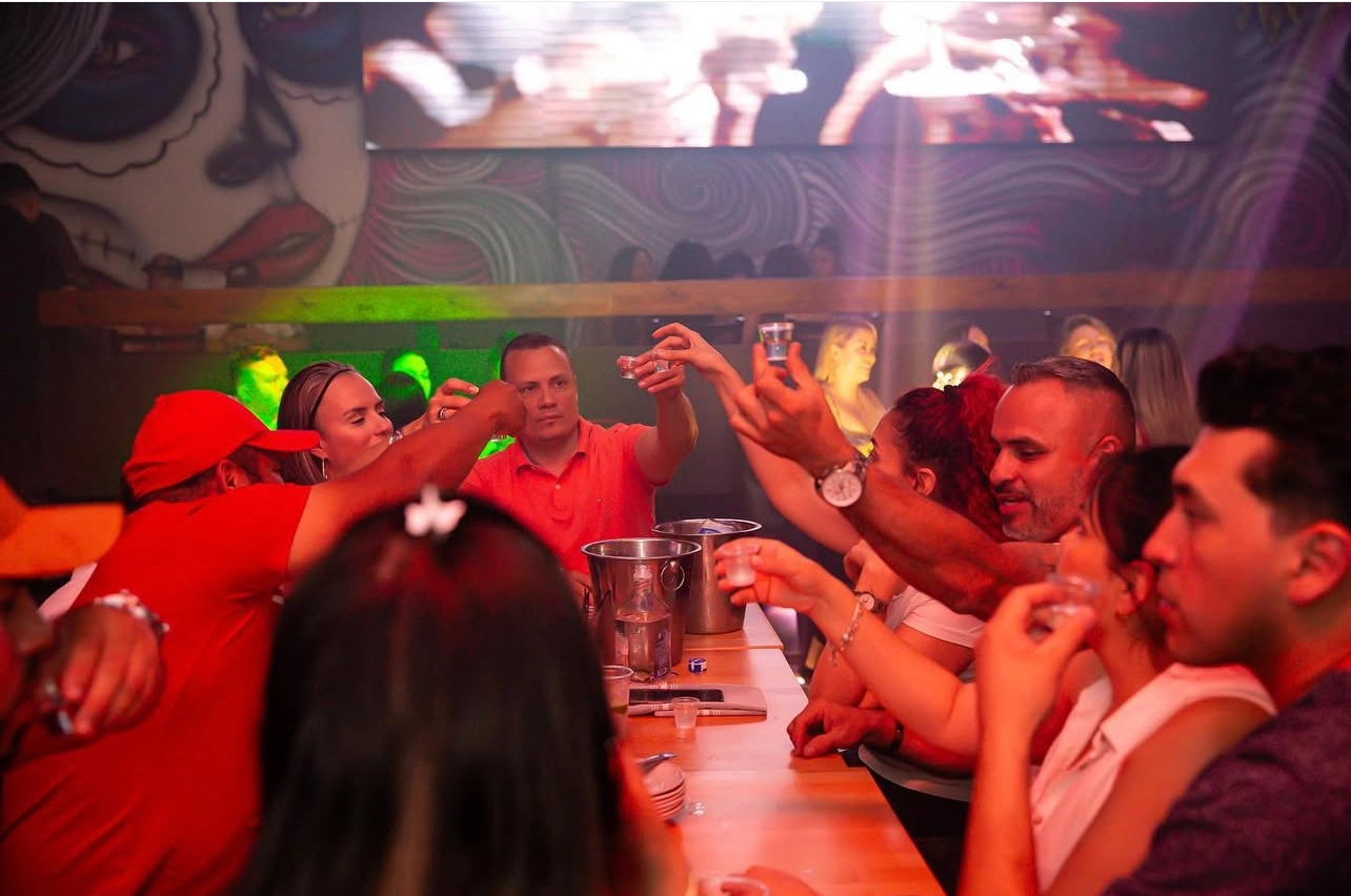 La Consentida Bar