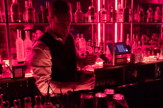 Smoke & Mirrors bottle service
