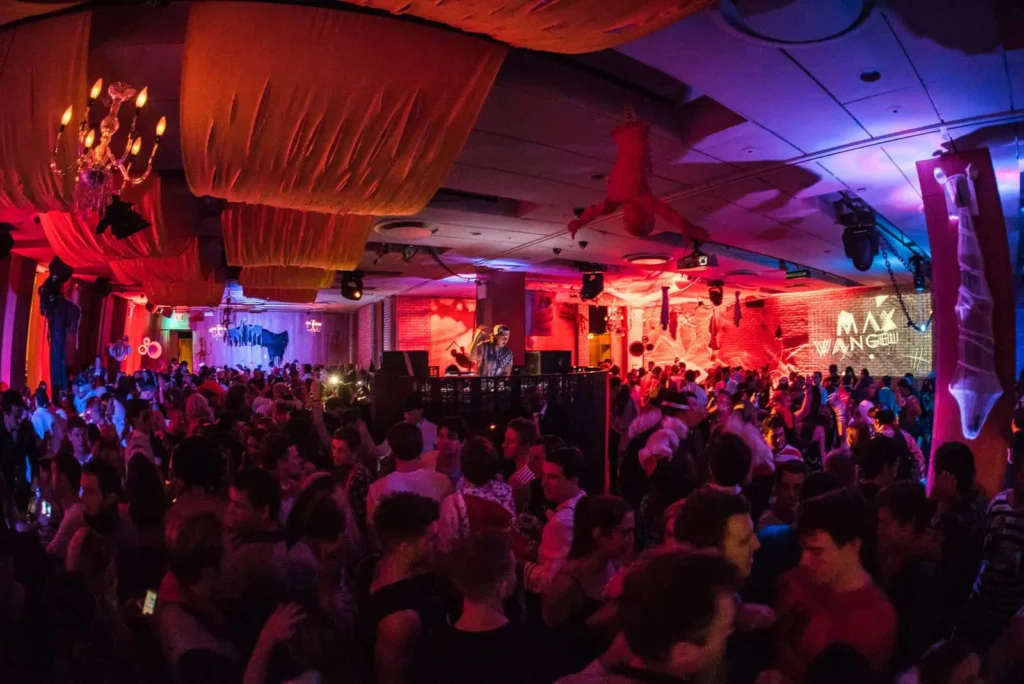 the gallery at dream downtown