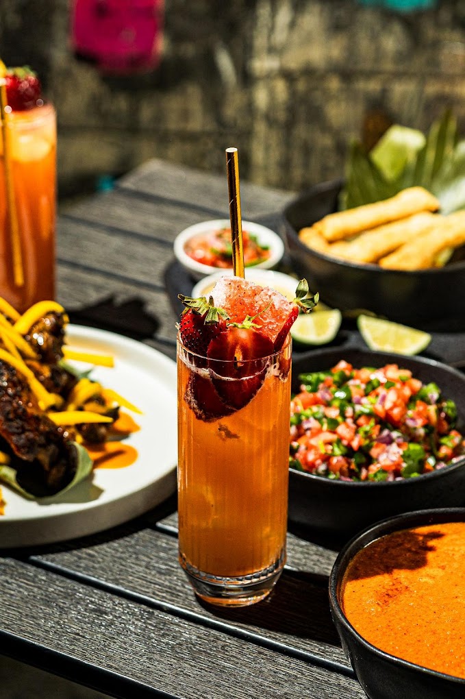 420 bar and lounge drinks