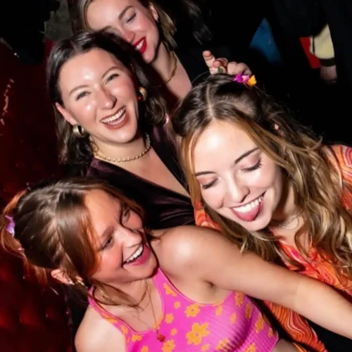 nightlife club cerca de mi